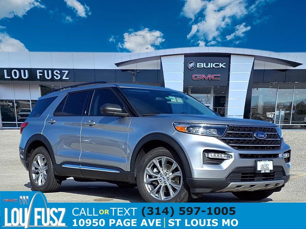 2022 Ford Explorer XLT's photo