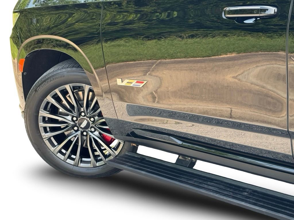 2023 Cadillac Escalade V-Series photo 9