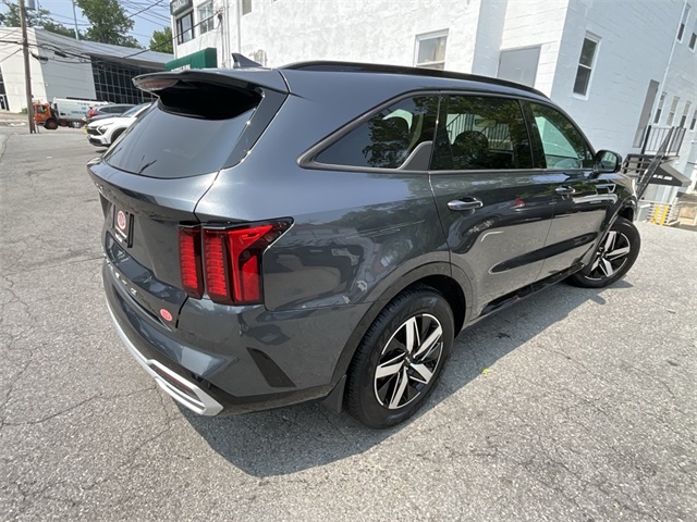 2022 Kia Sorento S photo 3