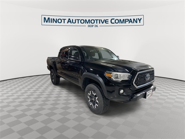 2018 Toyota Tacoma TRD Off-Road photo 2
