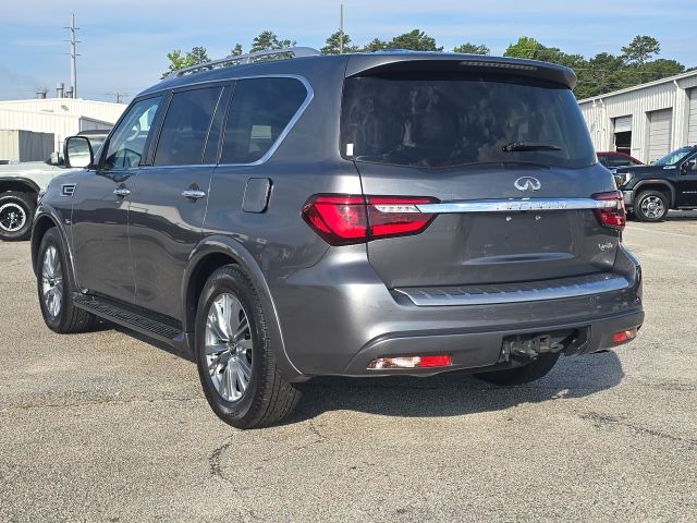 2020 Infiniti QX80 Luxe photo 3