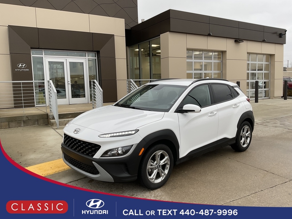 2023 Hyundai Kona SEL's photo