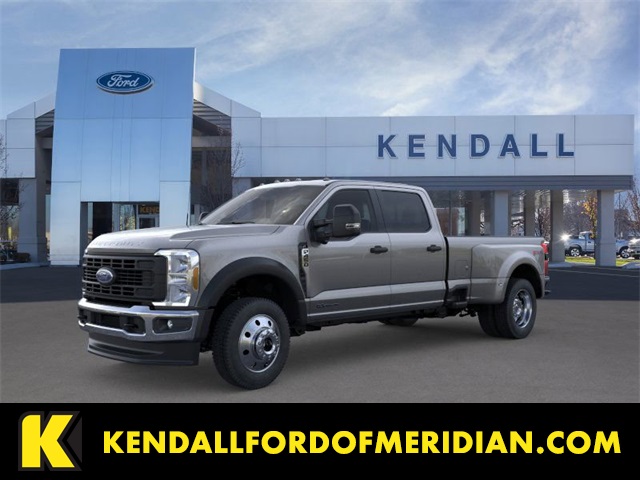 2026 Ford F-450 Super Duty XL's photo