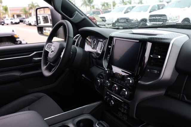 New 2026 Granite Crystal Metallic Clear-Coat Exterior Paint RAM Big Horn/Lone Star image 19