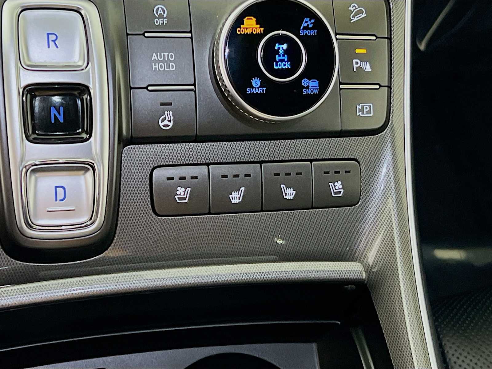 2023 Hyundai Santa Fe Calligraphy photo 17