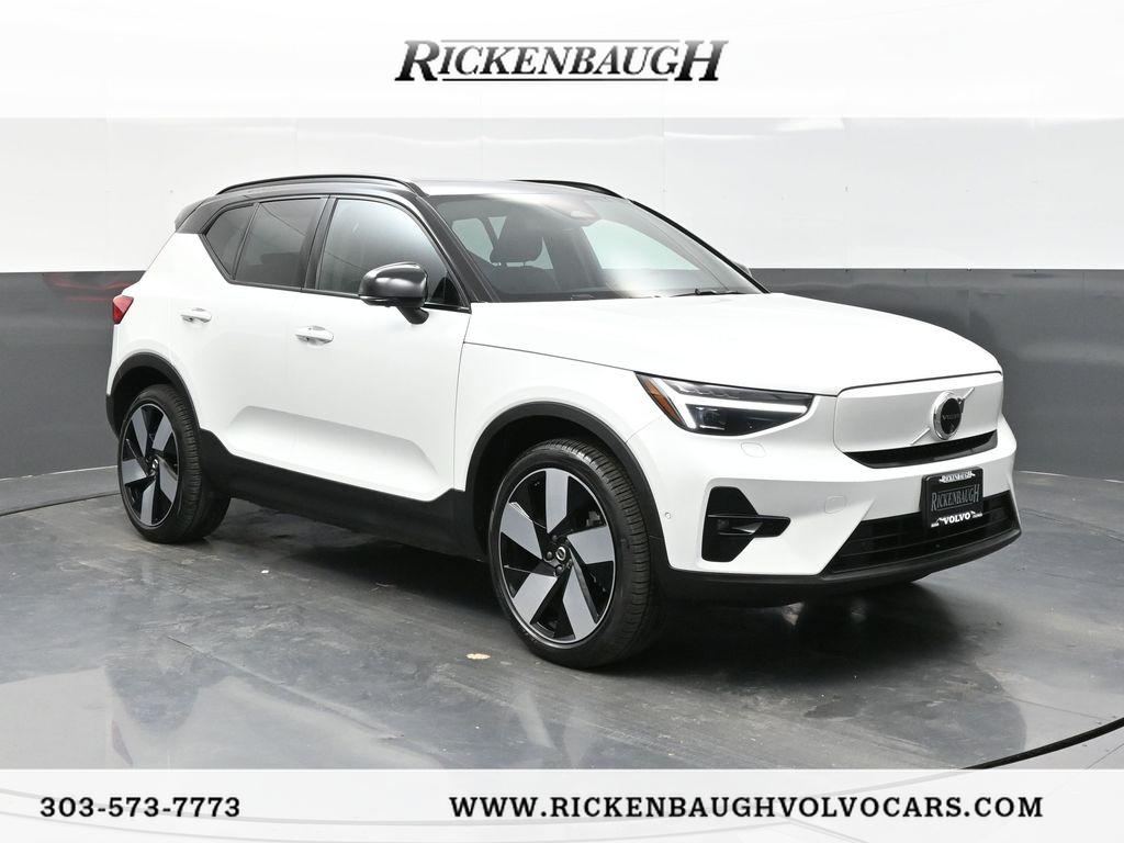 2024 Volvo XC40 Ultimate's photo