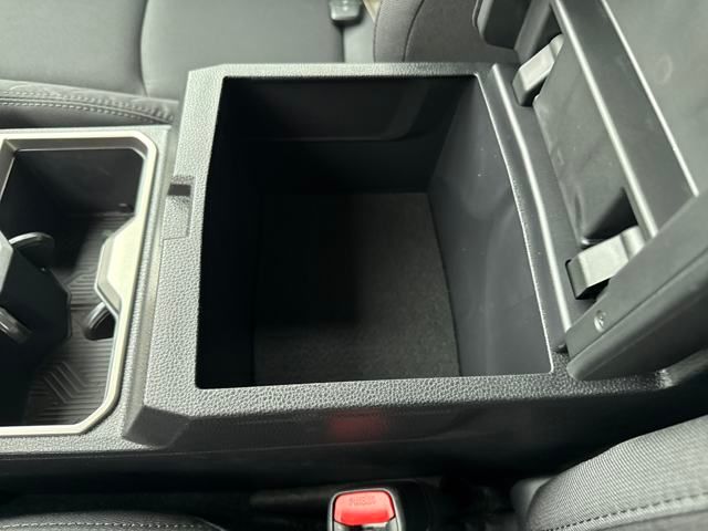 2025 Toyota Tacoma SR5 4x4 Double Cab photo 26