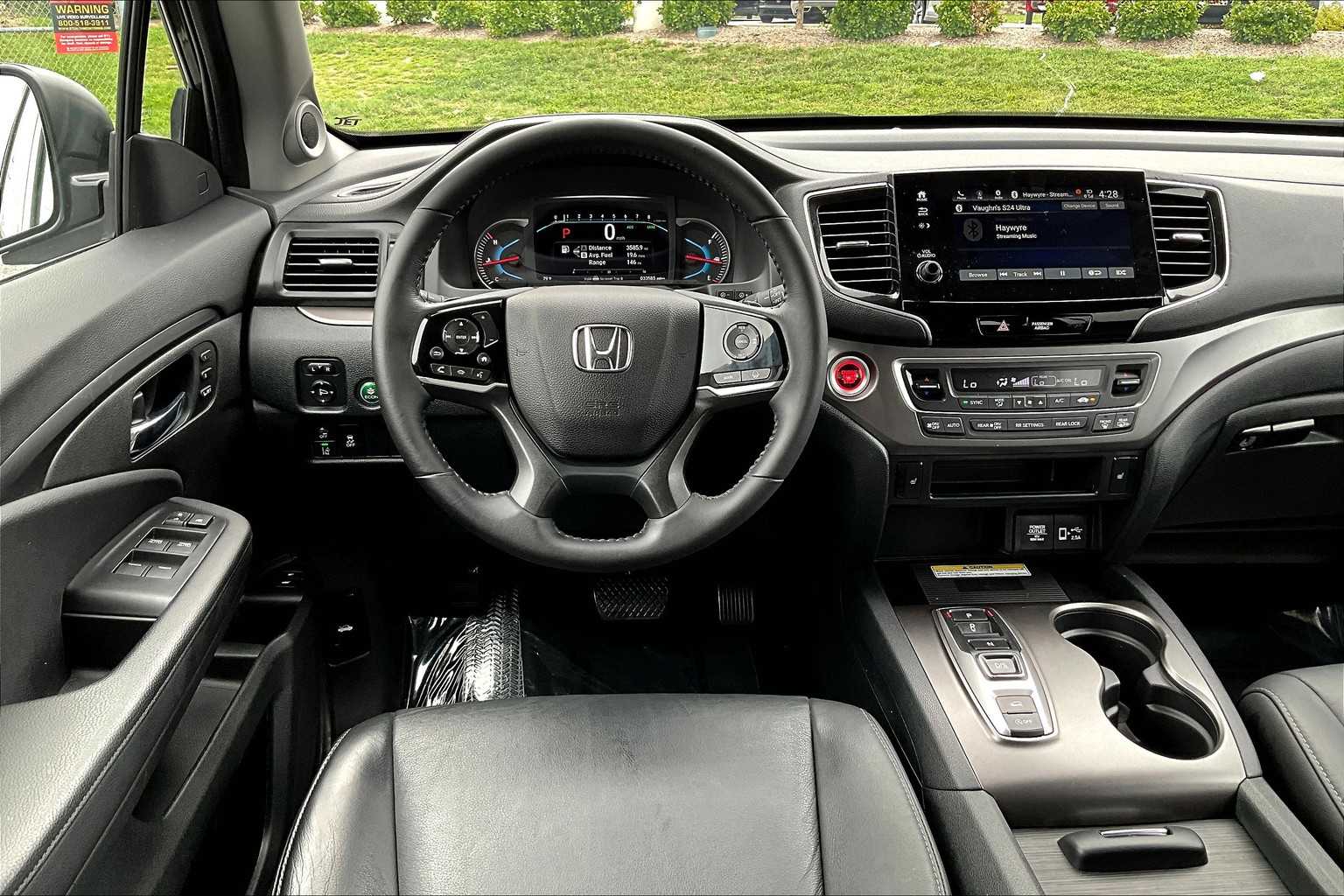 2022 Honda Pilot Special Edition photo 5