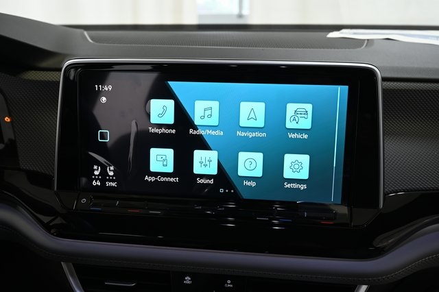 2025 Volkswagen Atlas Cross Sport SEL photo 4