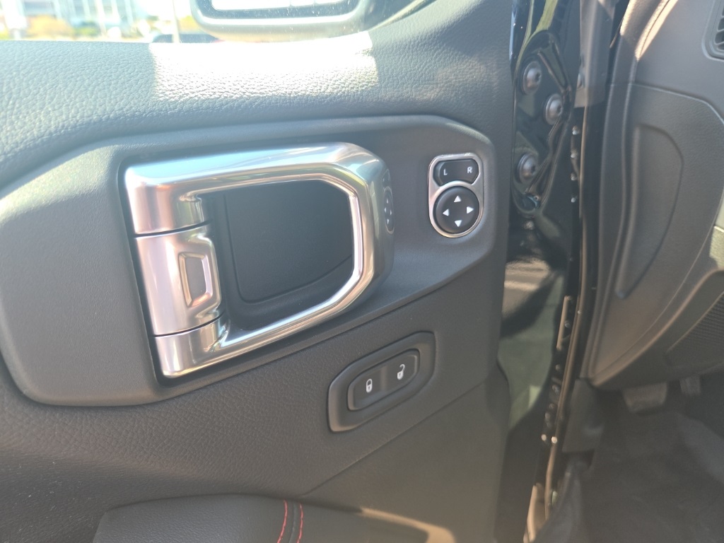 2025 Jeep Gladiator Rubicon photo 10