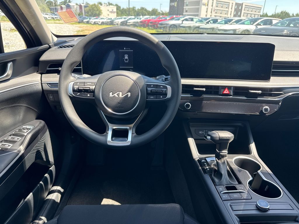 2026 Kia K5 LXS photo 20