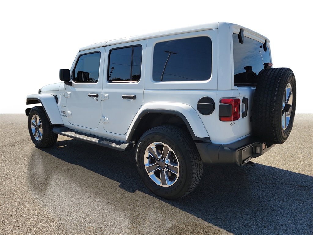 2022 Jeep Wrangler Unlimited Sahara photo 4
