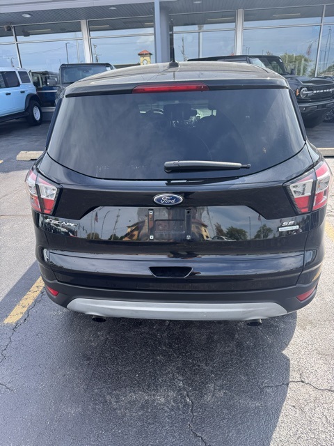 2017 Ford Escape SE photo 3