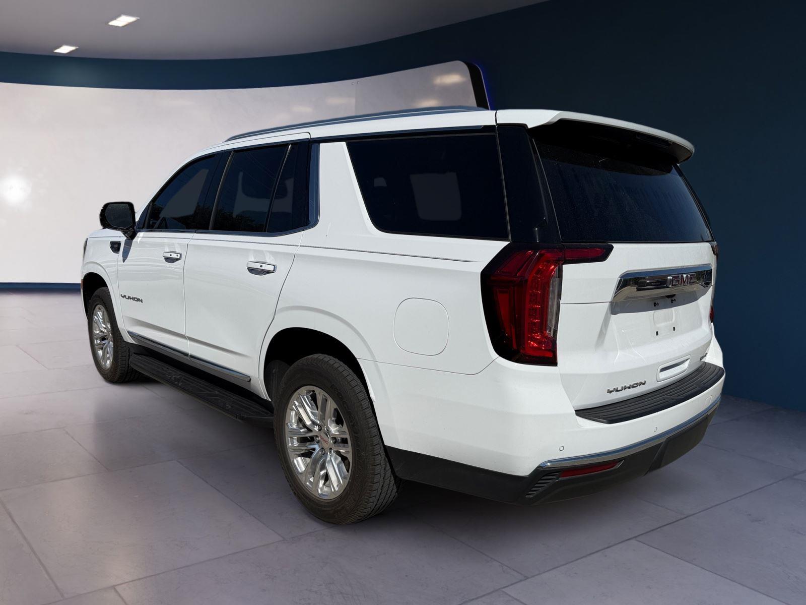 2023 Gmc Yukon SLT photo 3