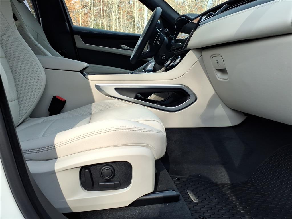 2026 Jaguar F-PACE P250 R-Dynamic S photo 3