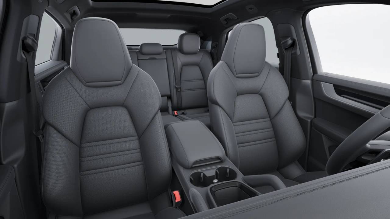 2026 Porsche Cayenne Coupe S photo 11
