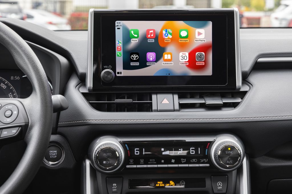2025 Toyota RAV4 XLE photo 2