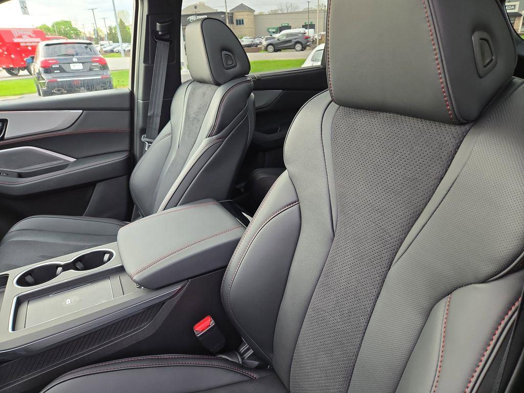 2025 Acura MDX A-Spec SH-AWD photo 18
