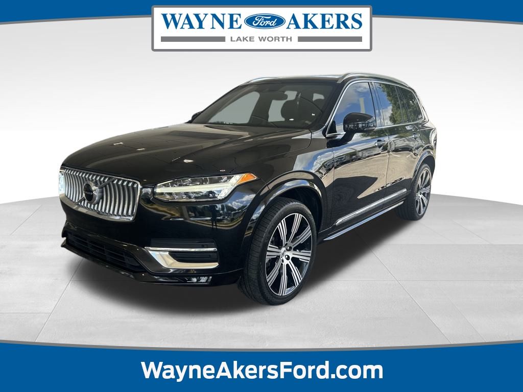 2020 Volvo XC90 Inscription's photo