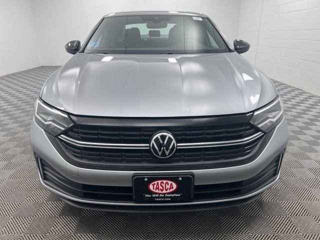 2024 Volkswagen Jetta 1.5T Sport photo 3