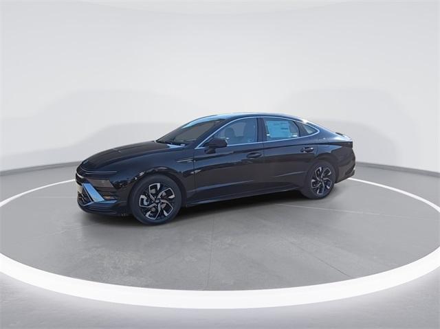 2025 Hyundai Sonata SEL photo 4