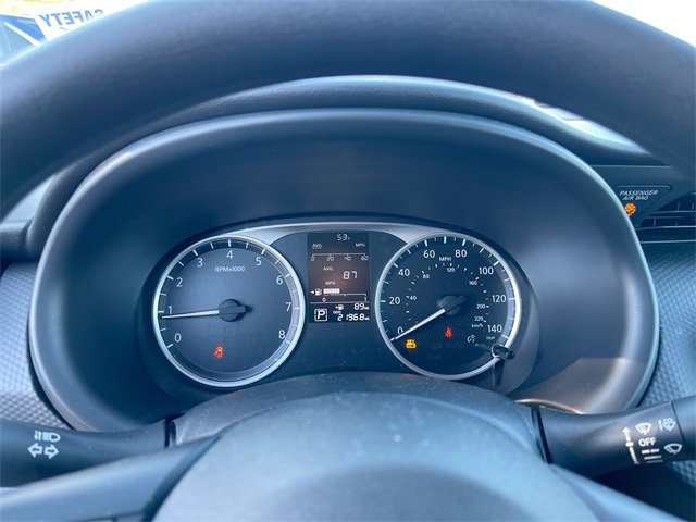 2024 Nissan Kicks S photo 3