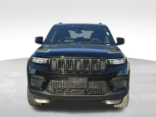 2025 Jeep Grand Cherokee Altitude X photo 6