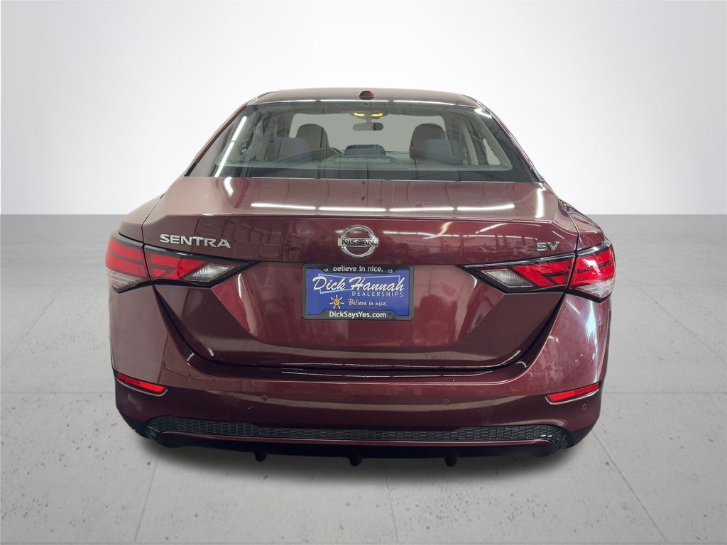 2020 Nissan Sentra SV photo 5