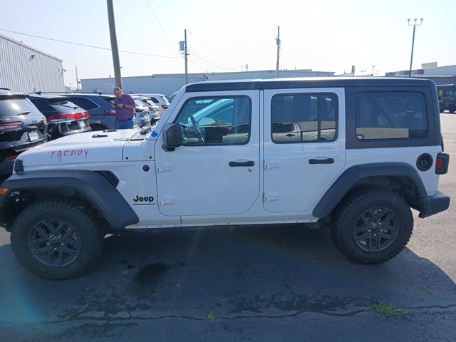 2024 Jeep Wrangler Sport RHD