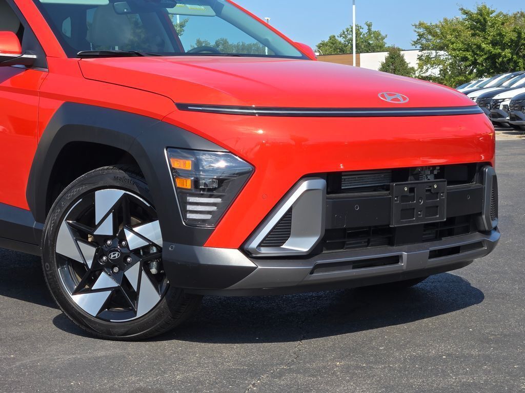 2025 Hyundai Kona Limited photo 2