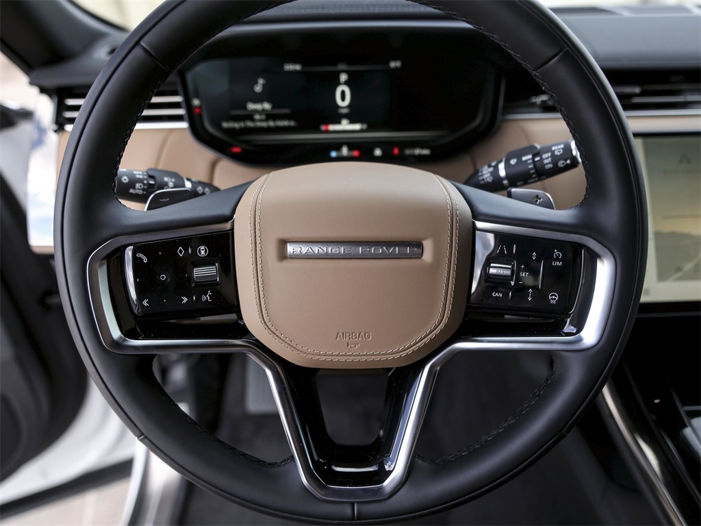 2025 Land Rover Range Rover Sport SE photo 15