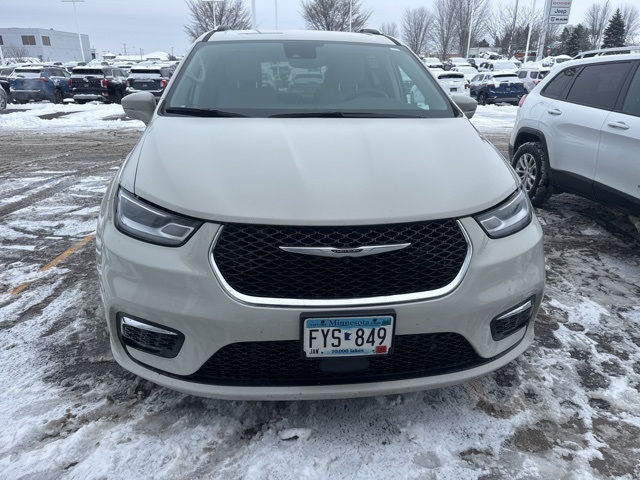 Used 2021 Chrysler Pacifica Touring L with VIN 2C4RC3BG8MR518749 for sale in Shakopee, Minnesota