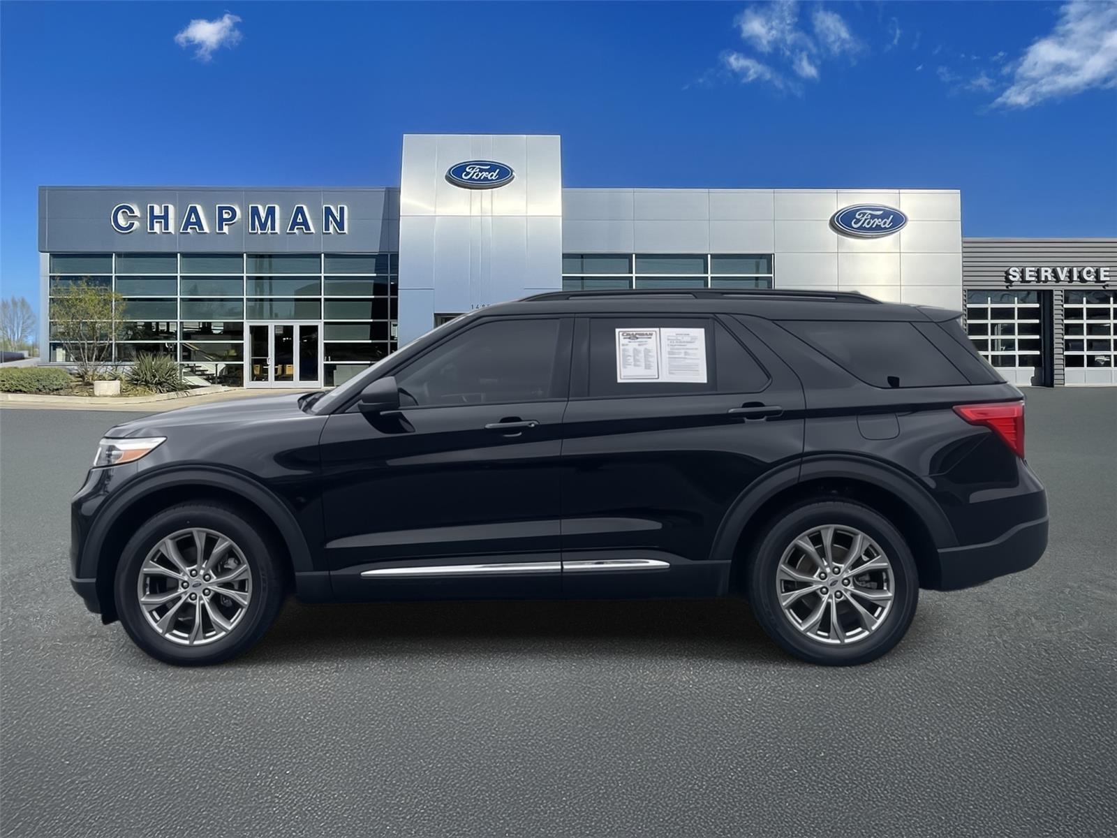 2022 Ford Explorer XLT photo 7