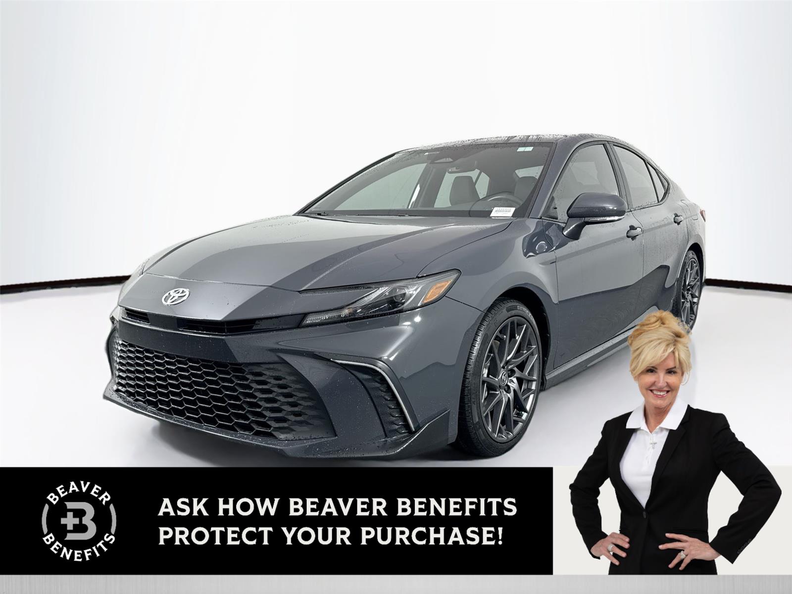 2025 Toyota Camry SE's photo