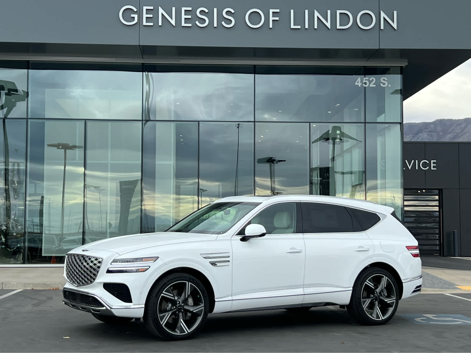 2026 GENESIS GV80 Prestige's photo