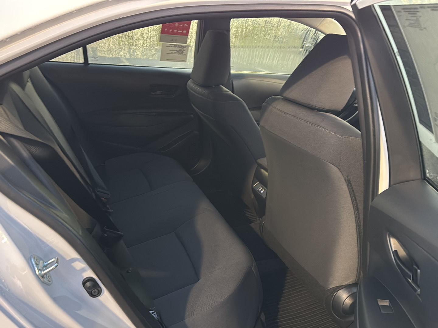 2026 Toyota Corolla LE photo 9