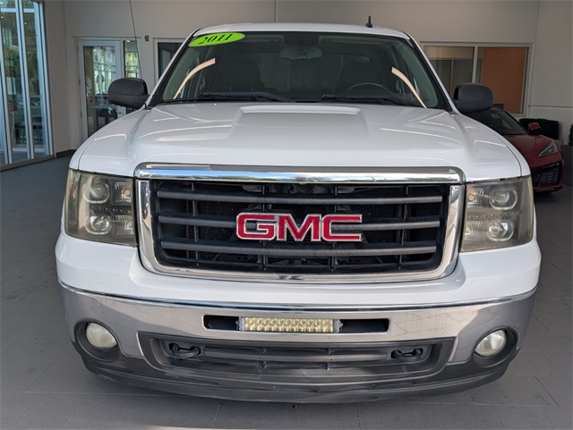 2011 Gmc Sierra 1500 SLE photo 3