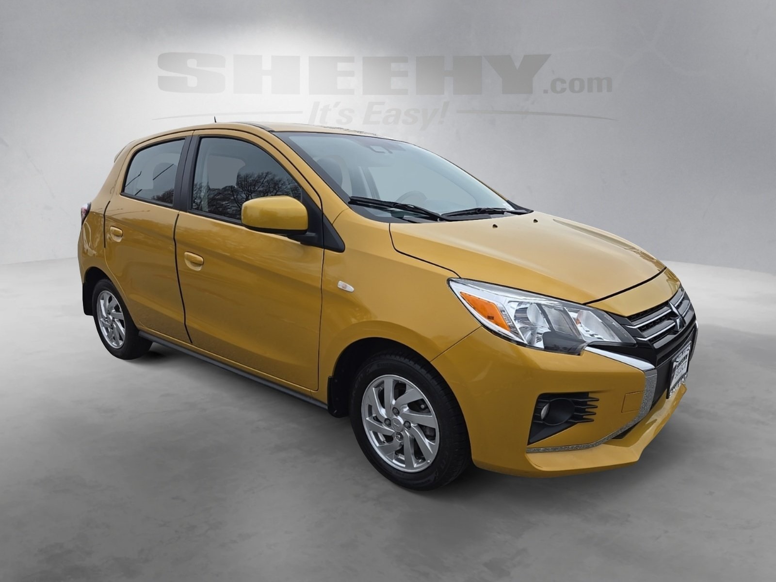 2024 Mitsubishi Mirage LE photo 2