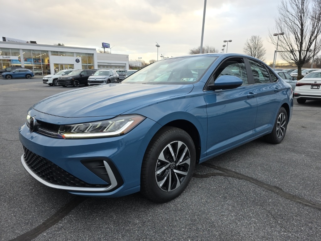 2026 Volkswagen Jetta S's photo