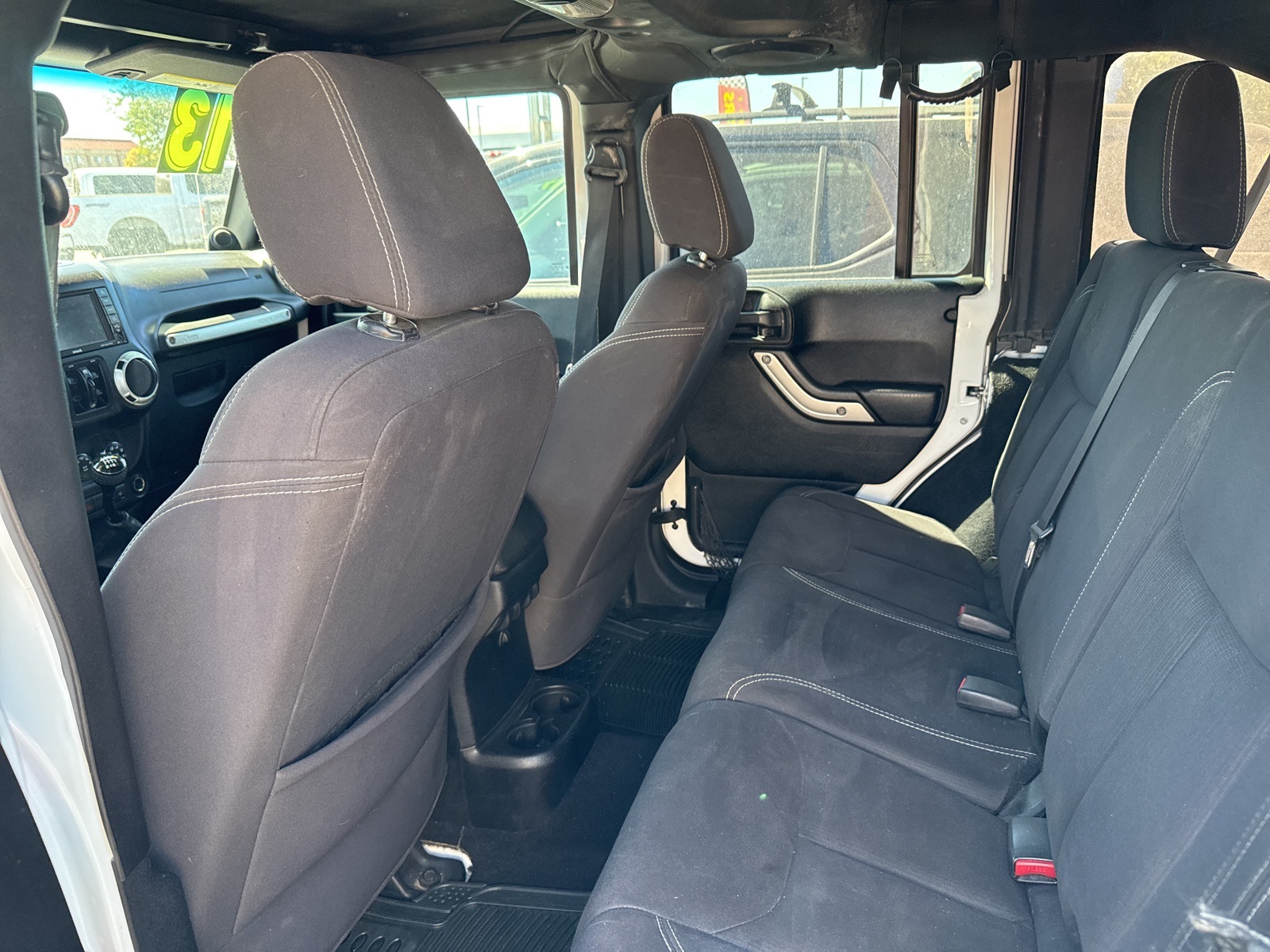 2013 Jeep Wrangler Unlimited Sahara photo 4