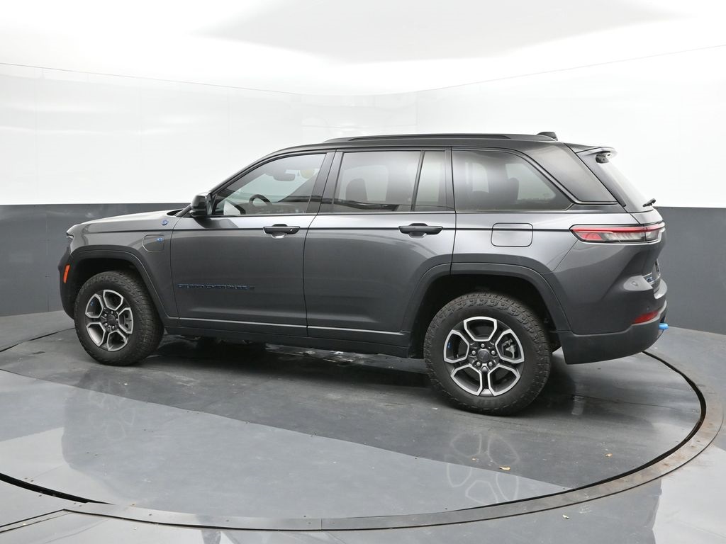 2023 Jeep Grand Cherokee Trailhawk 4xe photo 2