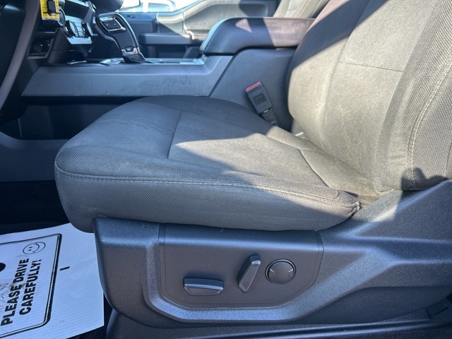 2019 Ford F-150 XLT photo 11