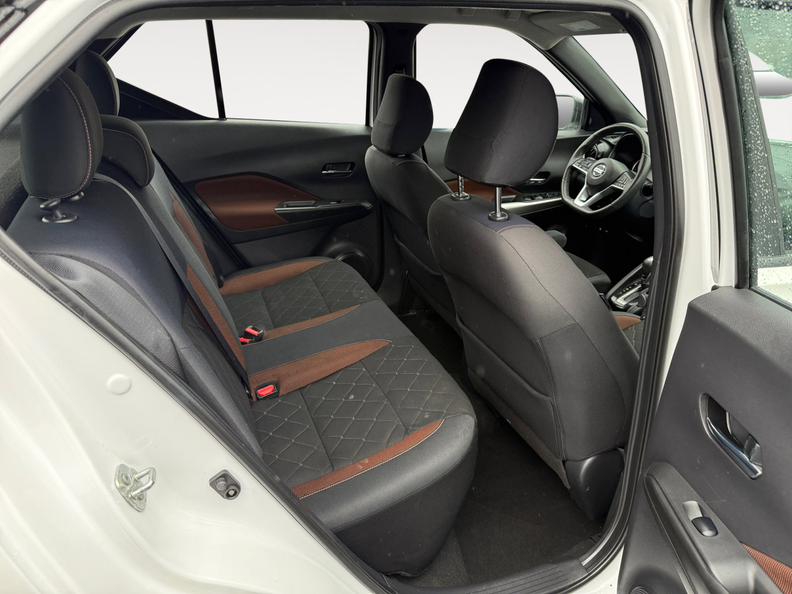 2019 Nissan Kicks SR photo 14