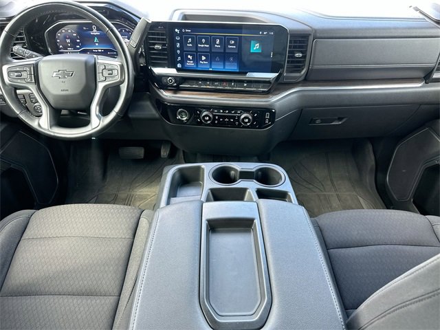 2023 Chevrolet Silverado 1500 RST photo 18