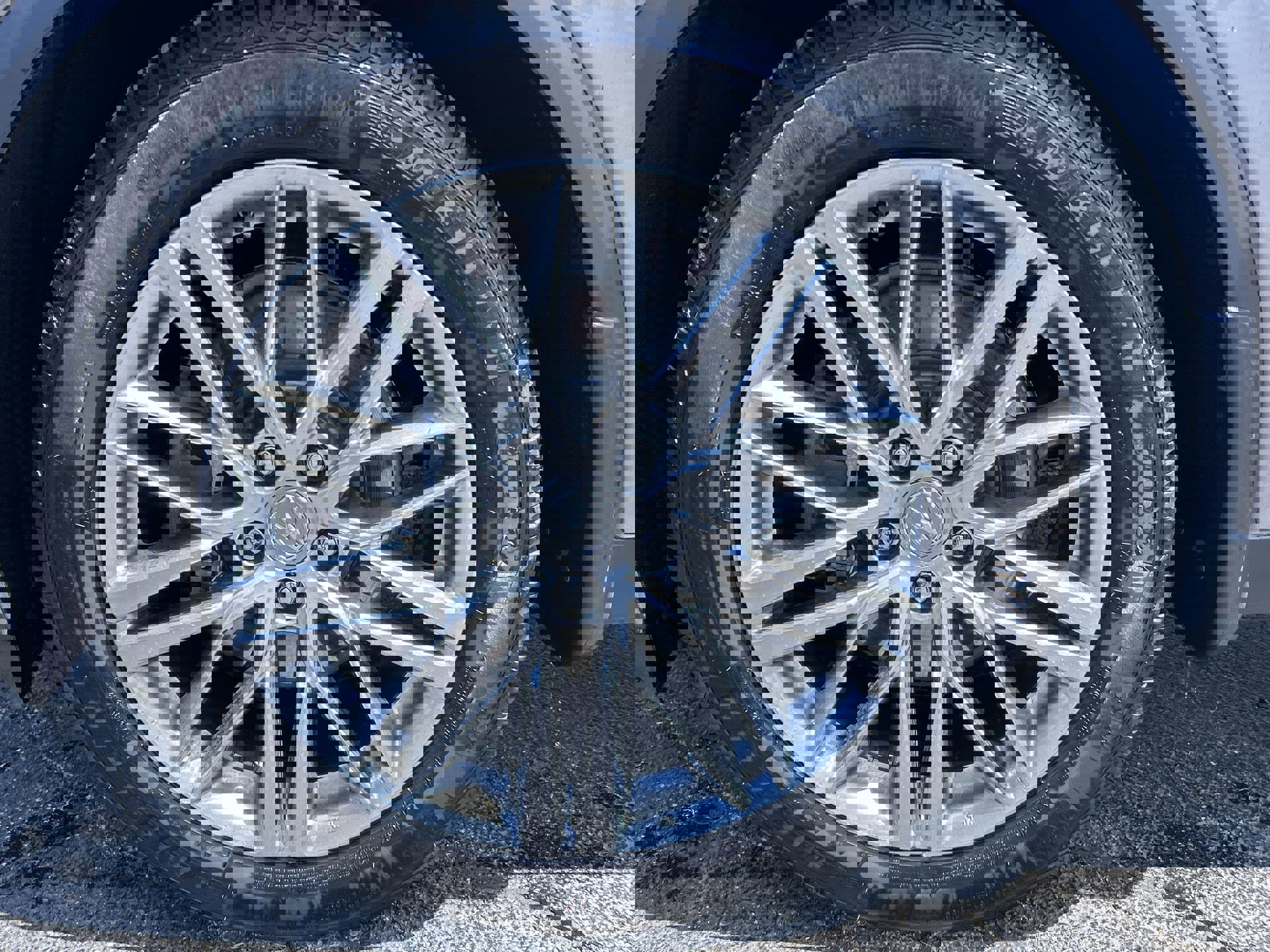 Used 2022 Acura MDX Advance Package with VIN 5J8YE1H80NL027291 for sale in Kansas City