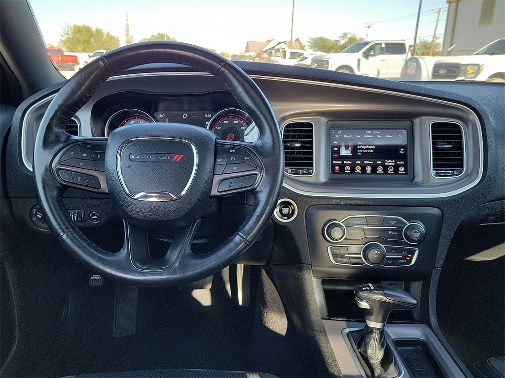 2022 Dodge Charger SXT photo 17