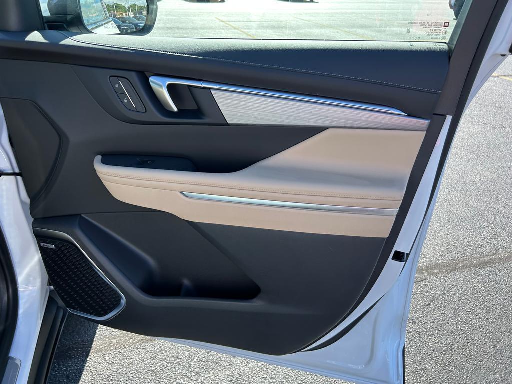 2026 Buick Enclave Preferred photo 16