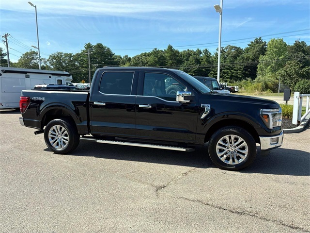 2024 Ford F-150 Lariat photo 2