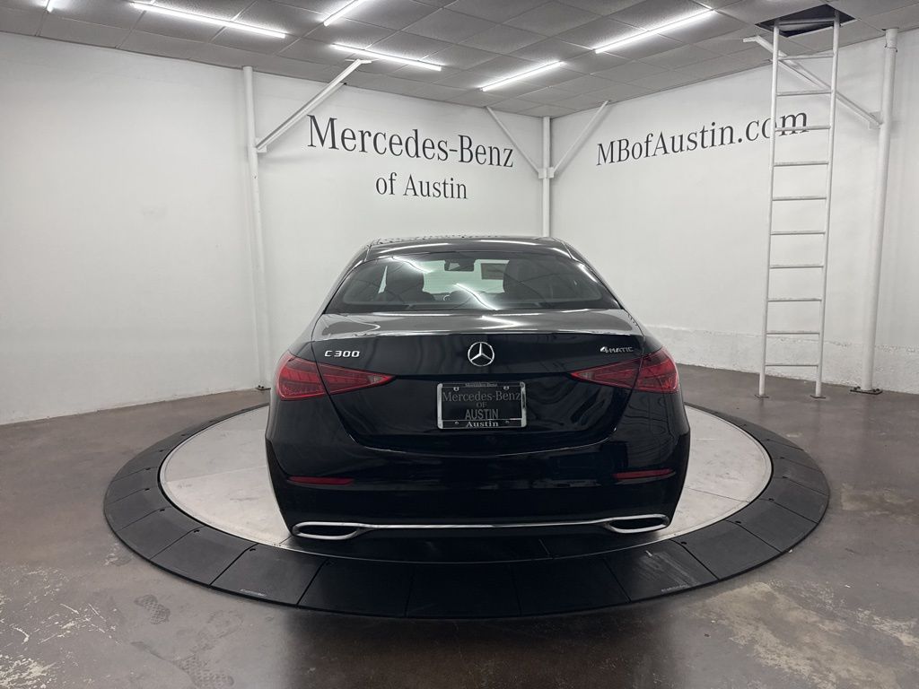 2026 Mercedes Benz C 300 4MATIC photo 4