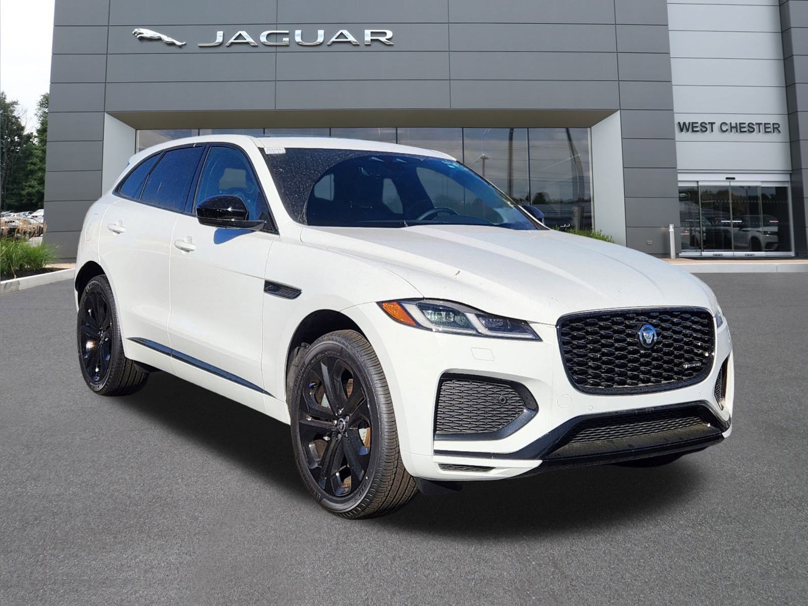 2024 Jaguar F-PACE P400 R-Dynamic S photo 2